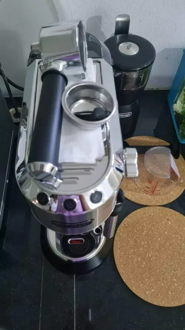 Portafilter dan basket De'Longhi EC685M