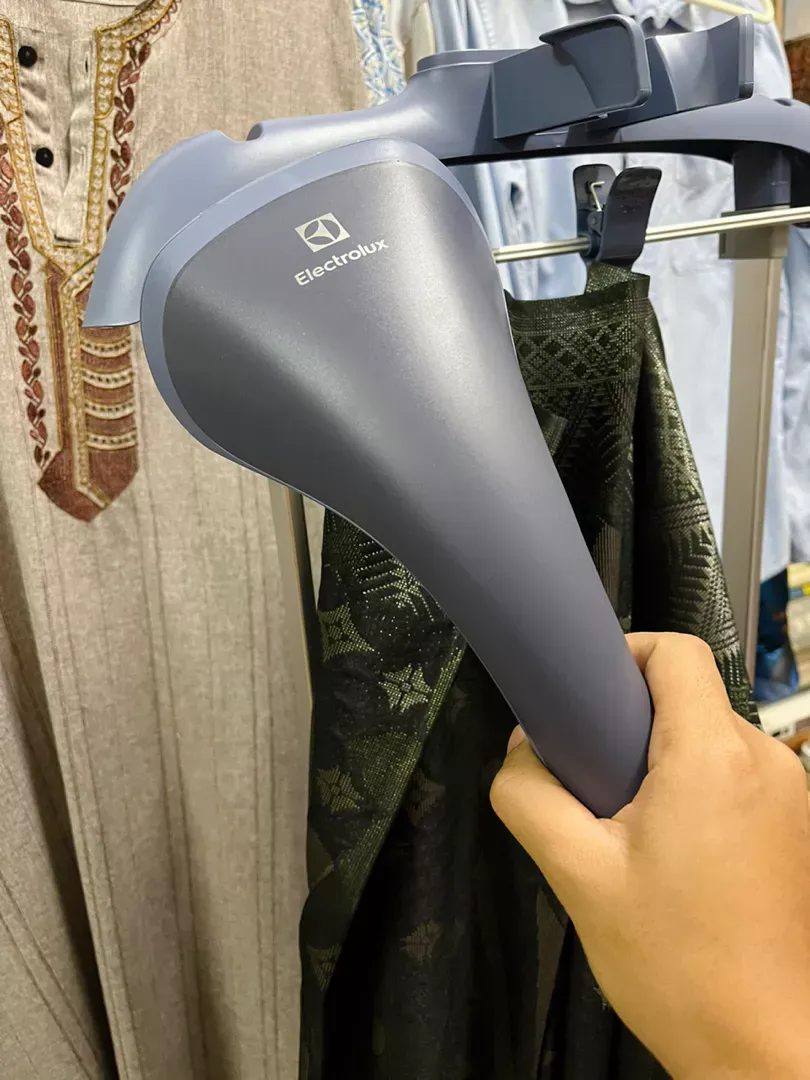 Kepala steam Electrolux E5GS1-44MN